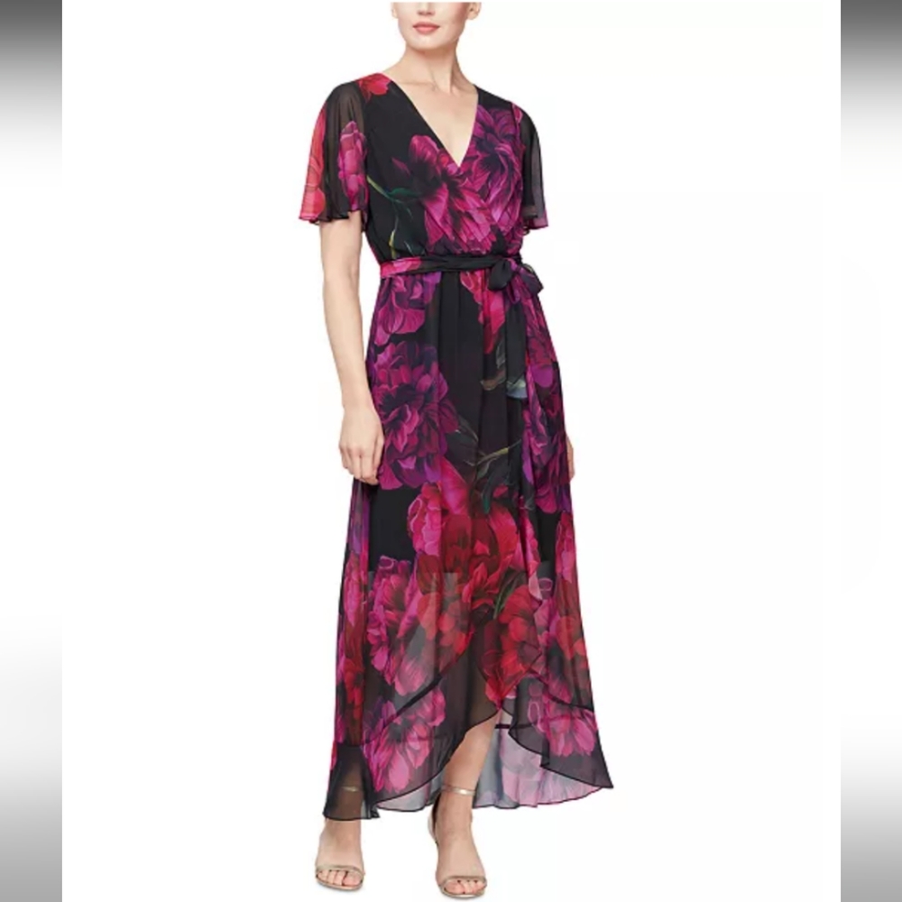 NEW Floral wrap dress